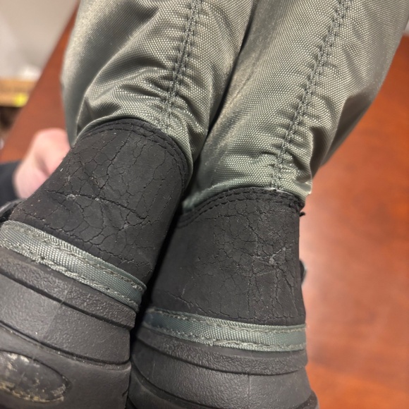 Sorel Kids Steeprock Winter Boots Gray Size 6 - Picture 8 of 9